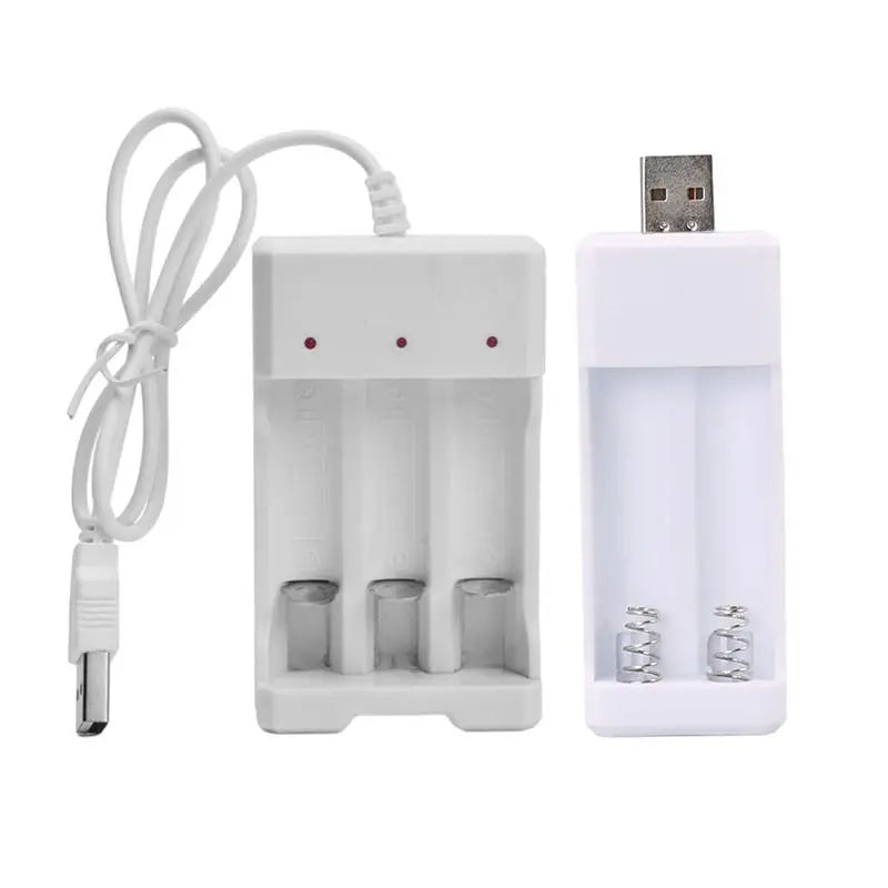 Fast Charging Battery Charger Short Circuit Protection AAA and AA Rechargeable Battery Station High Quality for Li-Ion and Ni-Mh